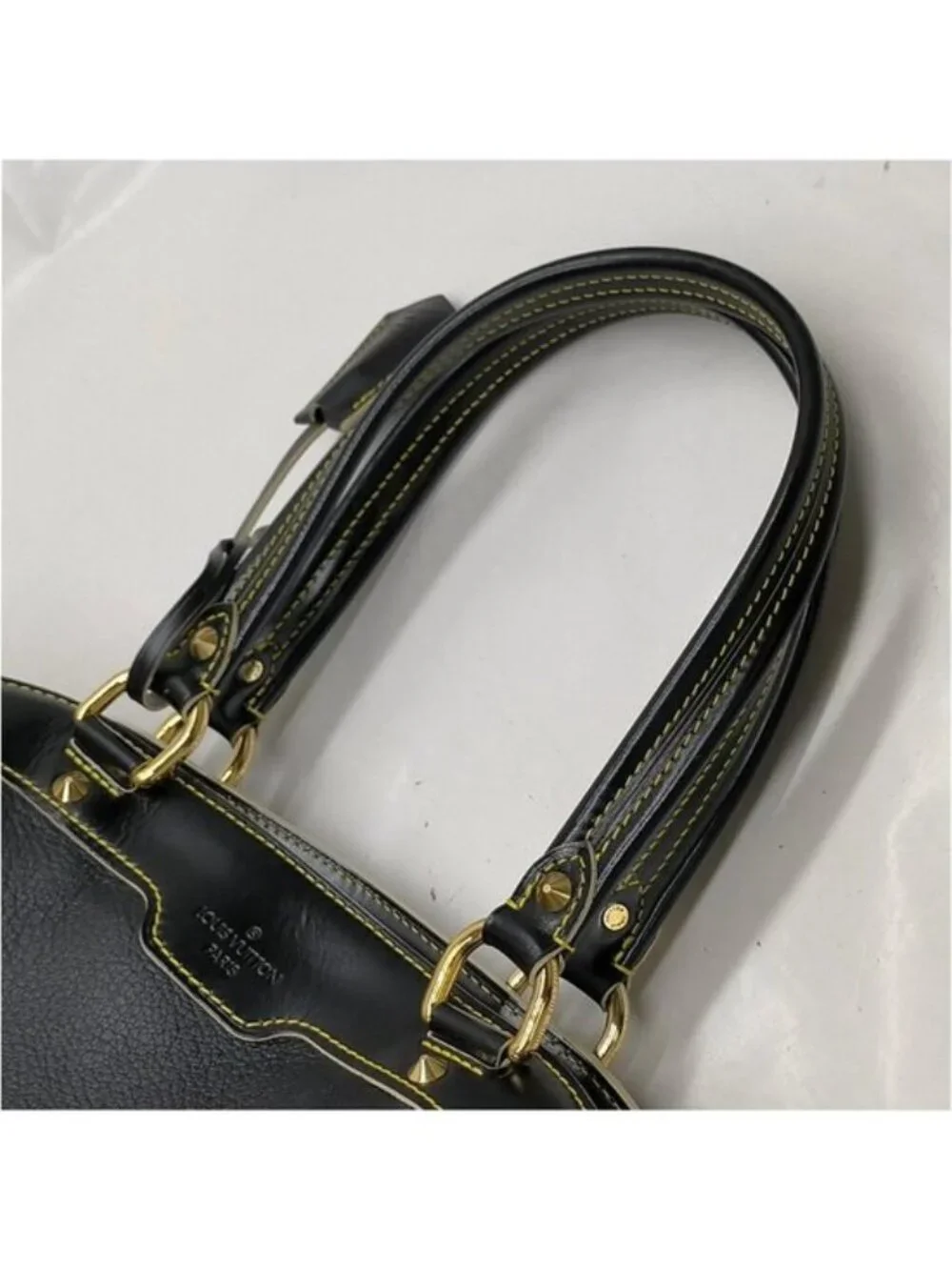 Authentic Louis Vuitton Suhali Le Radieux Black Leather Satchel Shoulder Bag